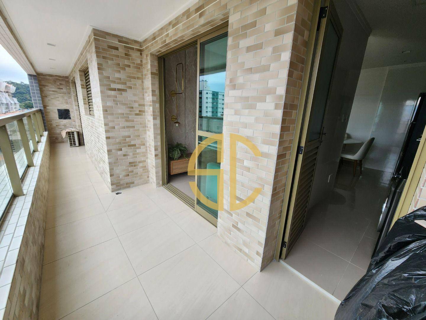 Apartamento à venda com 2 quartos, 63m² - Foto 4