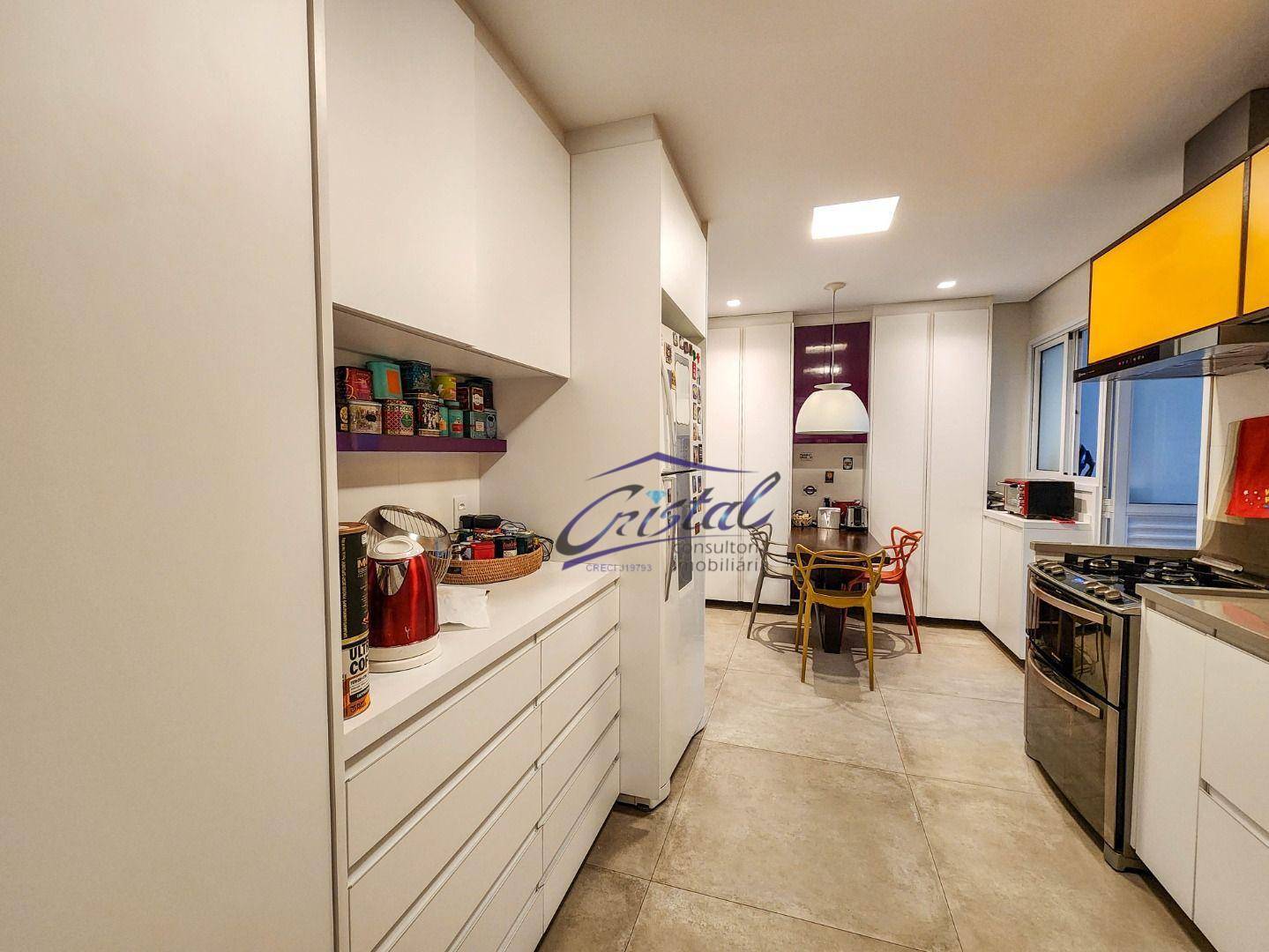 Apartamento à venda com 4 quartos, 226m² - Foto 25