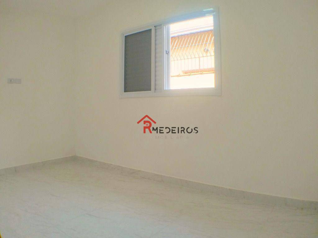 Casa à venda com 2 quartos, 83m² - Foto 11