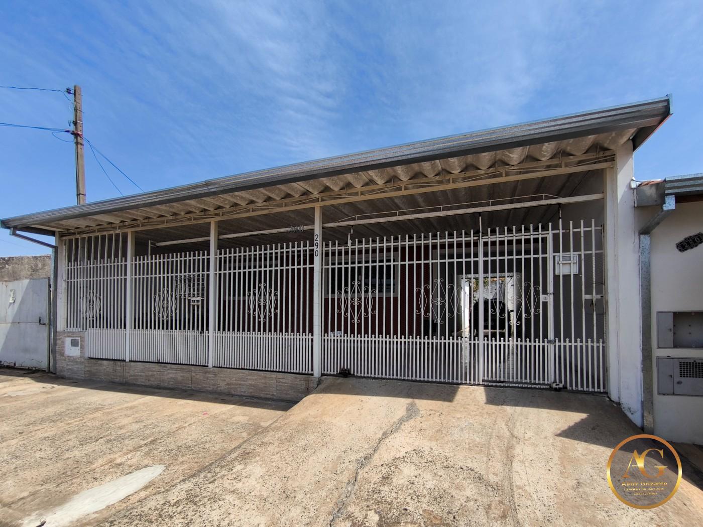 Casa à venda com 4 quartos, 199m² - Foto 2