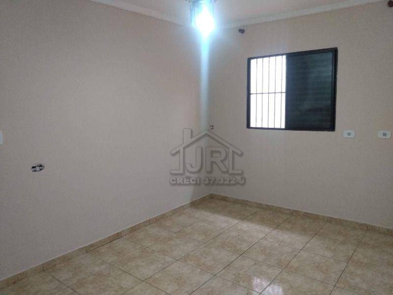 Sobrado à venda com 3 quartos, 200m² - Foto 9