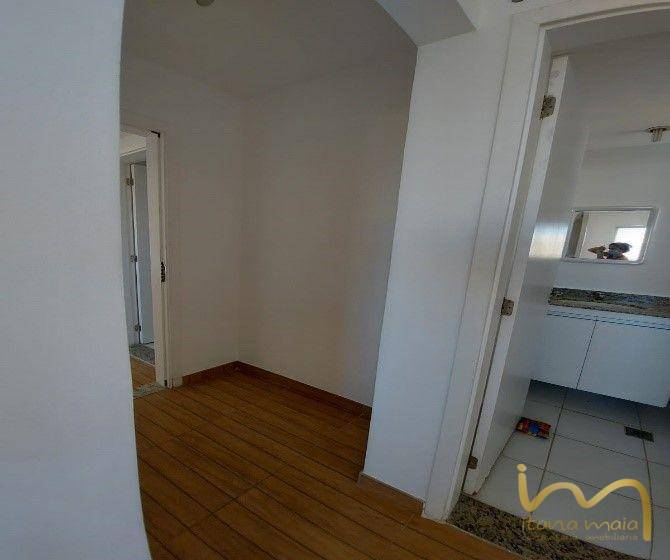 Apartamento à venda com 2 quartos, 70m² - Foto 6