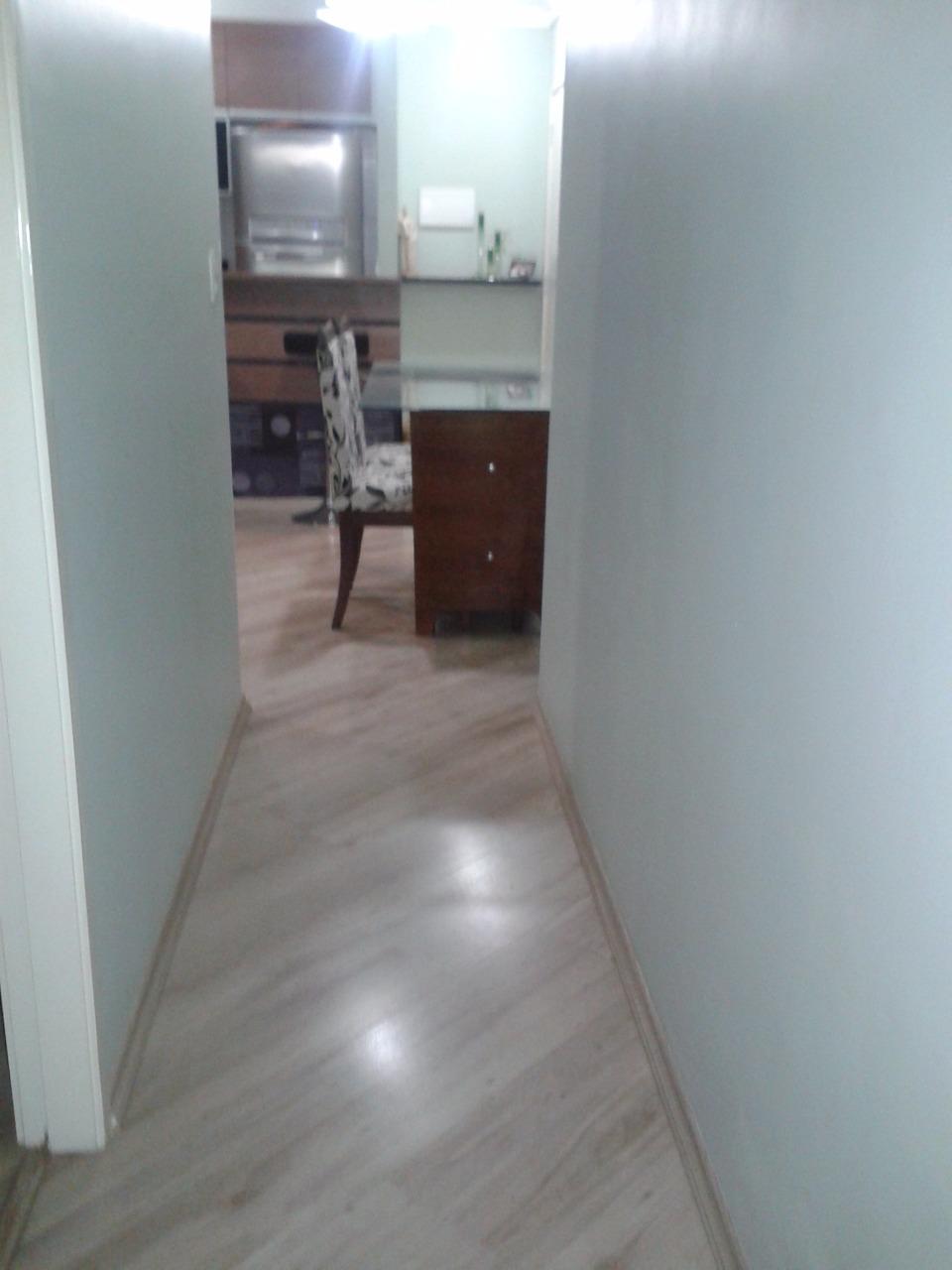 Apartamento à venda com 2 quartos, 61m² - Foto 4