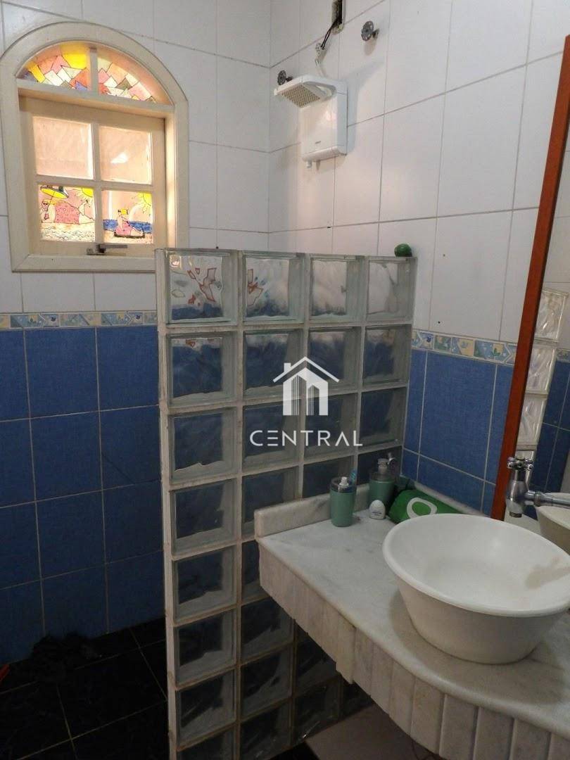 Sobrado à venda com 2 quartos, 140m² - Foto 11