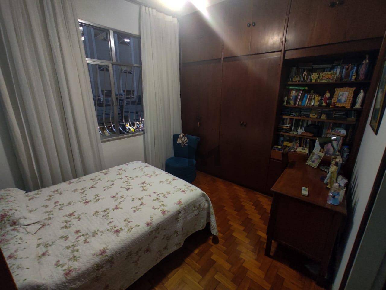 Apartamento à venda com 3 quartos, 130m² - Foto 12