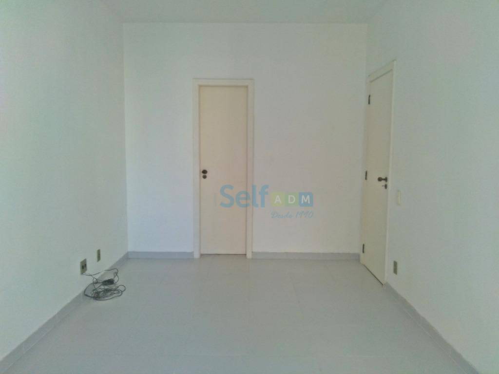 Apartamento para alugar com 4 quartos, 180m² - Foto 3