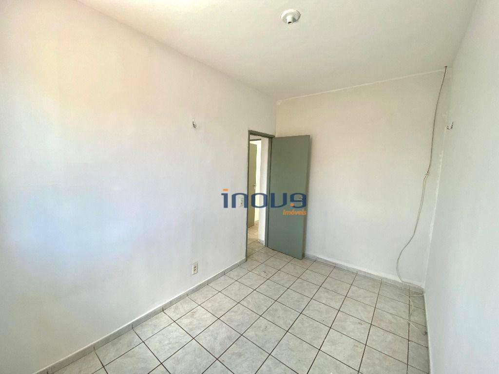 Apartamento para alugar com 2 quartos, 45m² - Foto 15