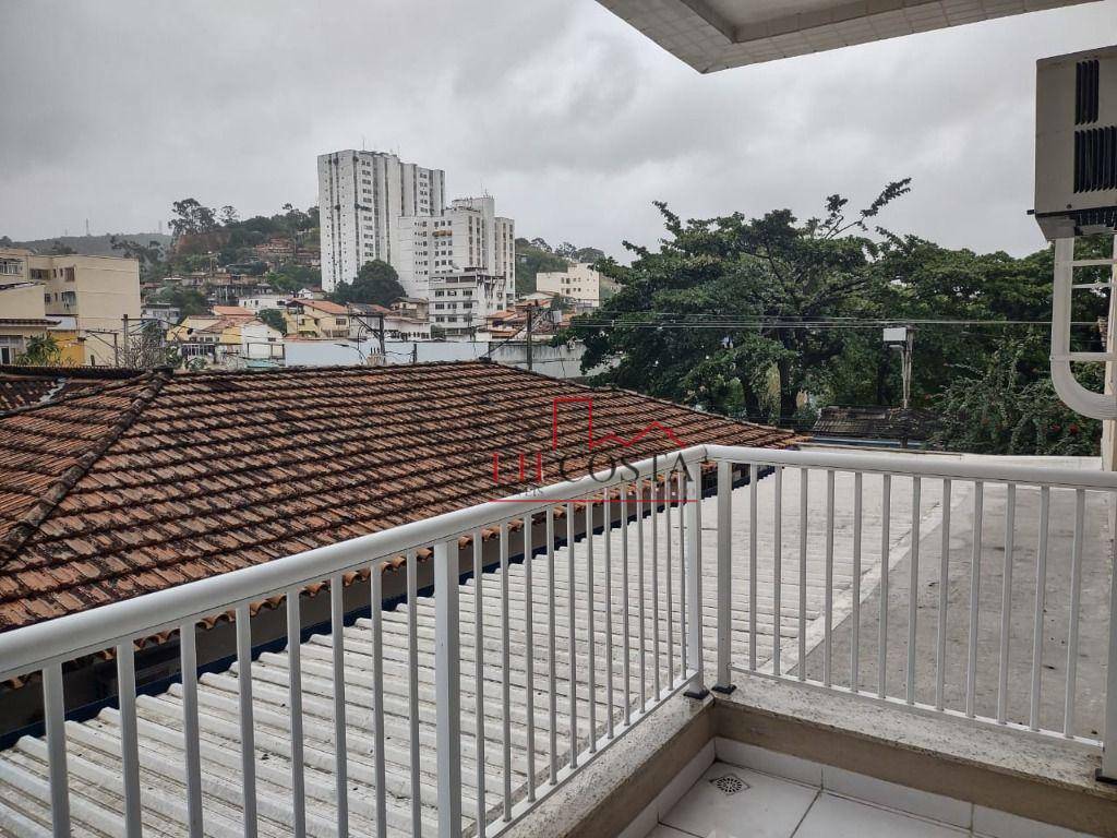 Apartamento à venda com 2 quartos, 65m² - Foto 3