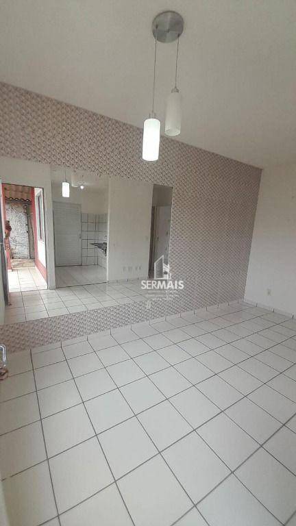 Casa de Condomínio à venda com 3 quartos, 100m² - Foto 4