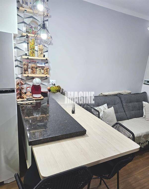 Apartamento à venda com 2 quartos, 47m² - Foto 4