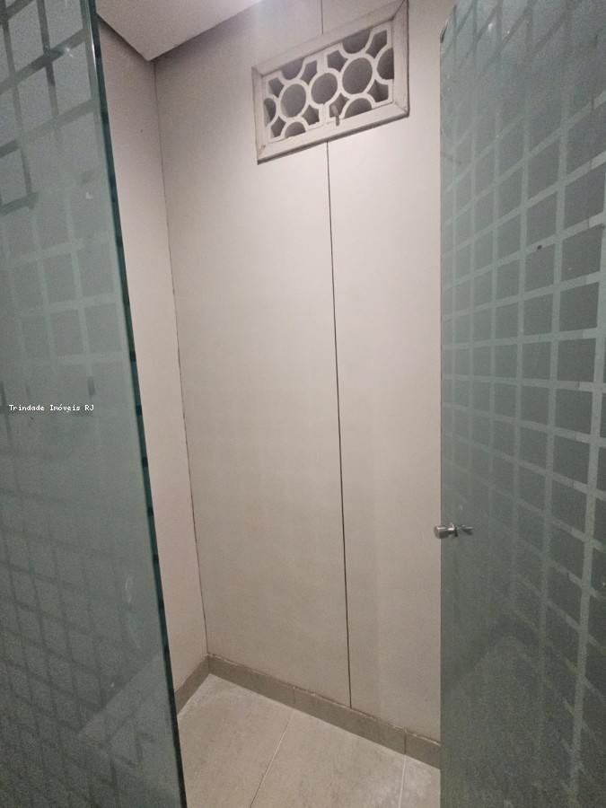 Apartamento para alugar com 4 quartos, 200m² - Foto 8
