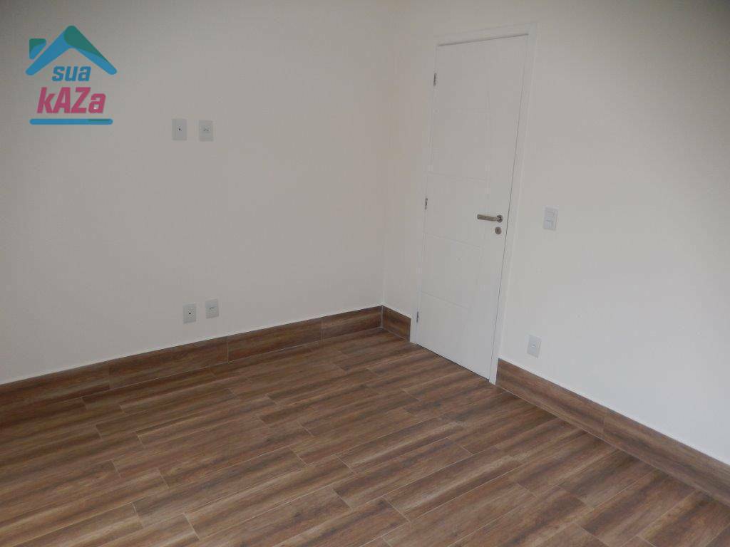 Sobrado à venda com 4 quartos, 200m² - Foto 22