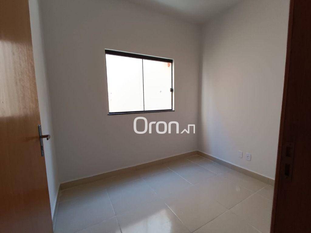 Casa à venda com 3 quartos, 87m² - Foto 4