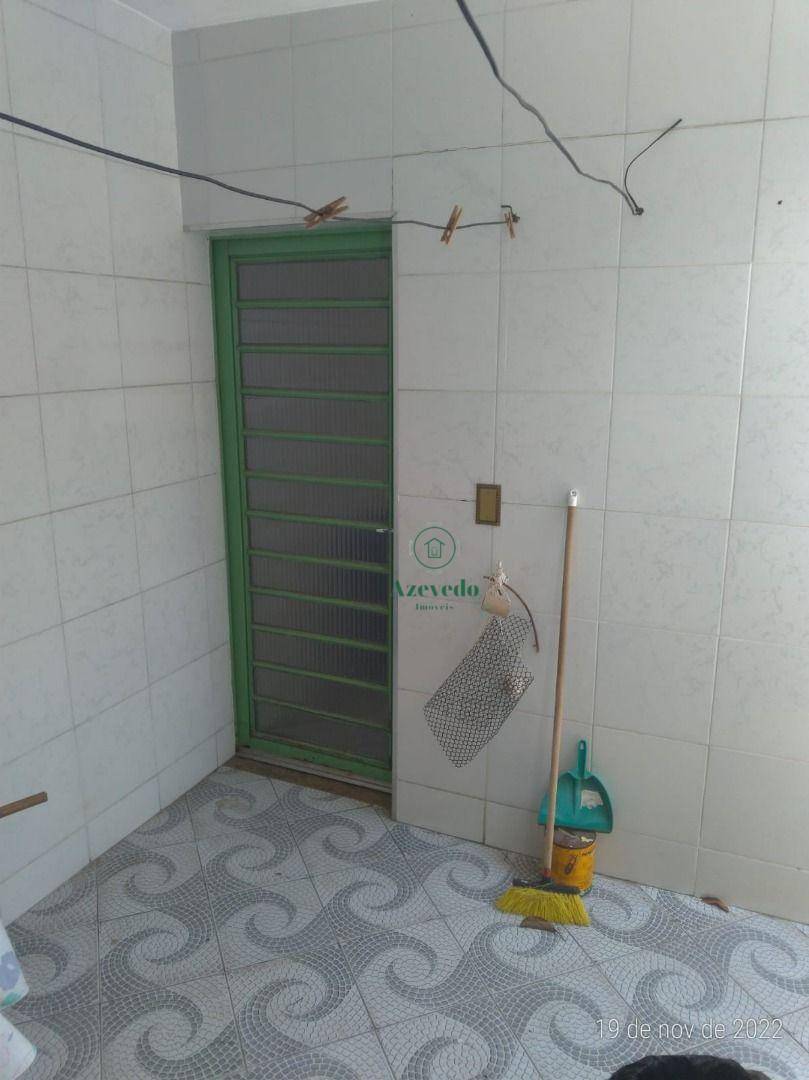 Sobrado à venda com 2 quartos, 180m² - Foto 9