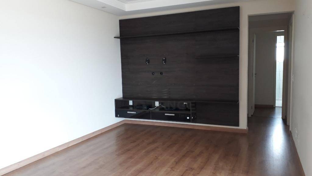 Apartamento para alugar com 3 quartos, 109m² - Foto 11