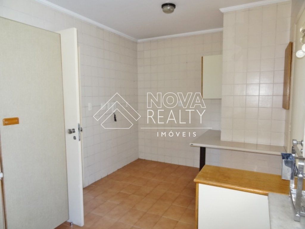 Apartamento para alugar com 4 quartos, 140m² - Foto 15