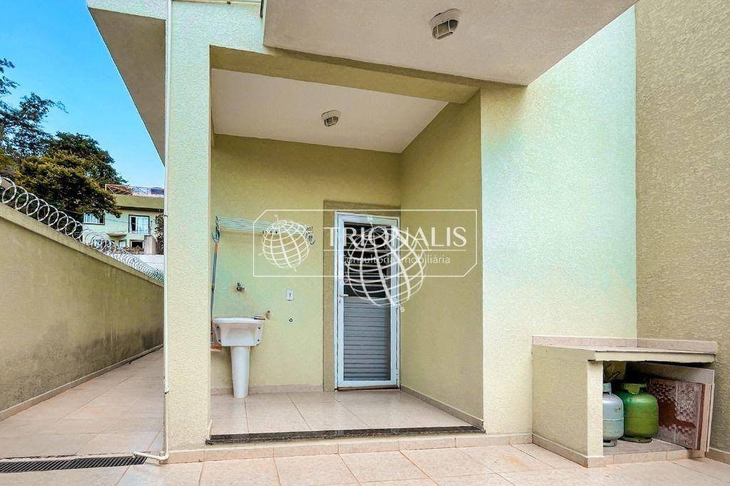 Casa à venda com 3 quartos, 114m² - Foto 3