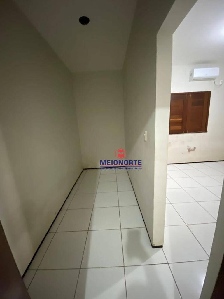 Casa à venda com 3 quartos, 100m² - Foto 11