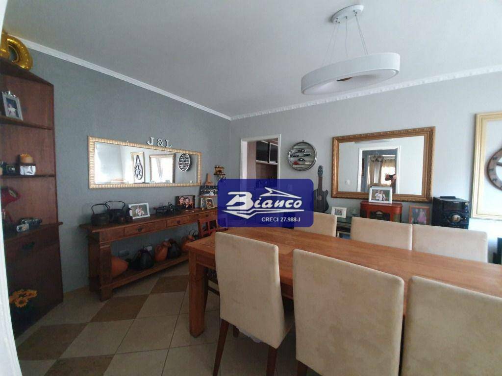 Sobrado à venda e aluguel com 3 quartos, 380m² - Foto 27