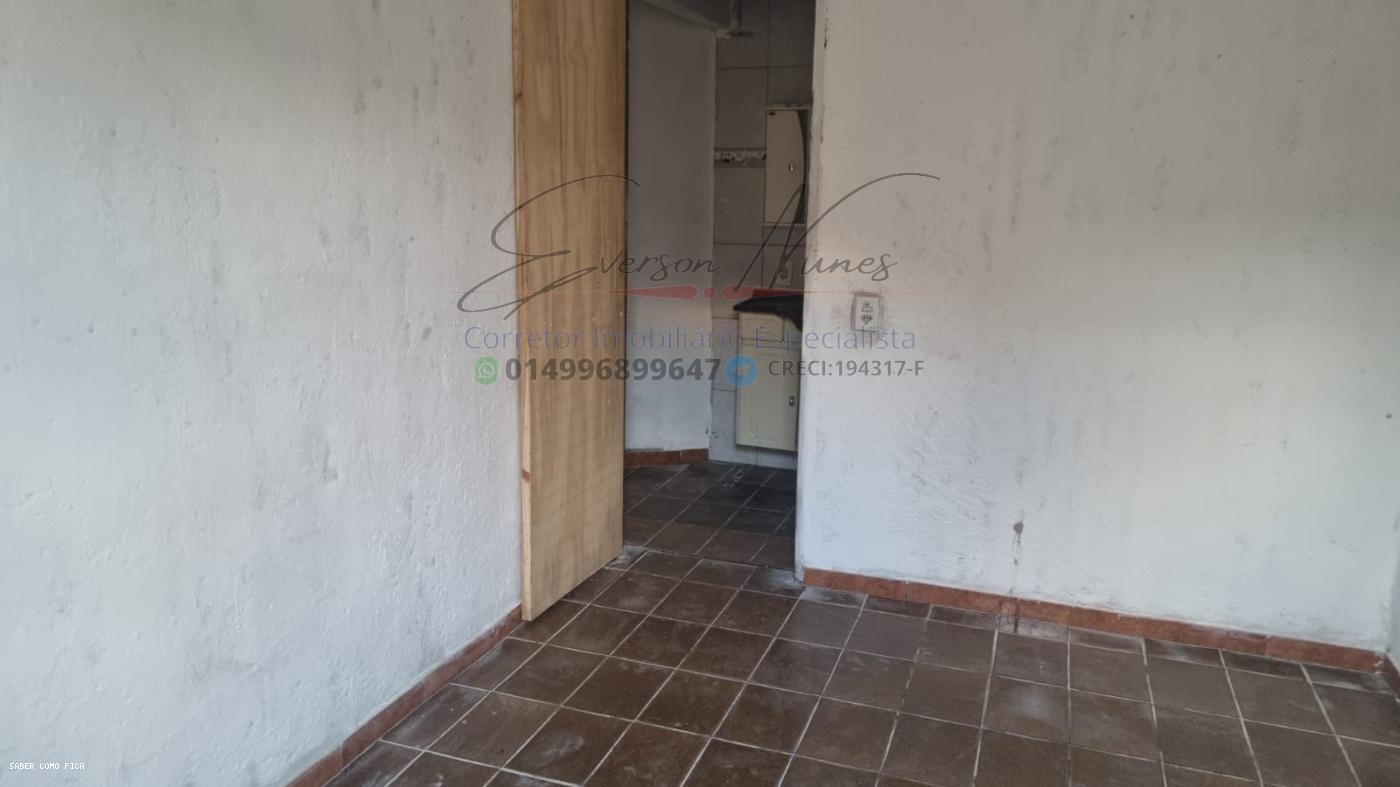 Casa à venda com 3 quartos, 250m² - Foto 17