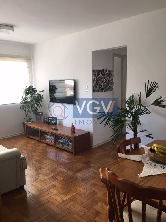 Apartamento à venda com 2 quartos, 62m² - Foto 1