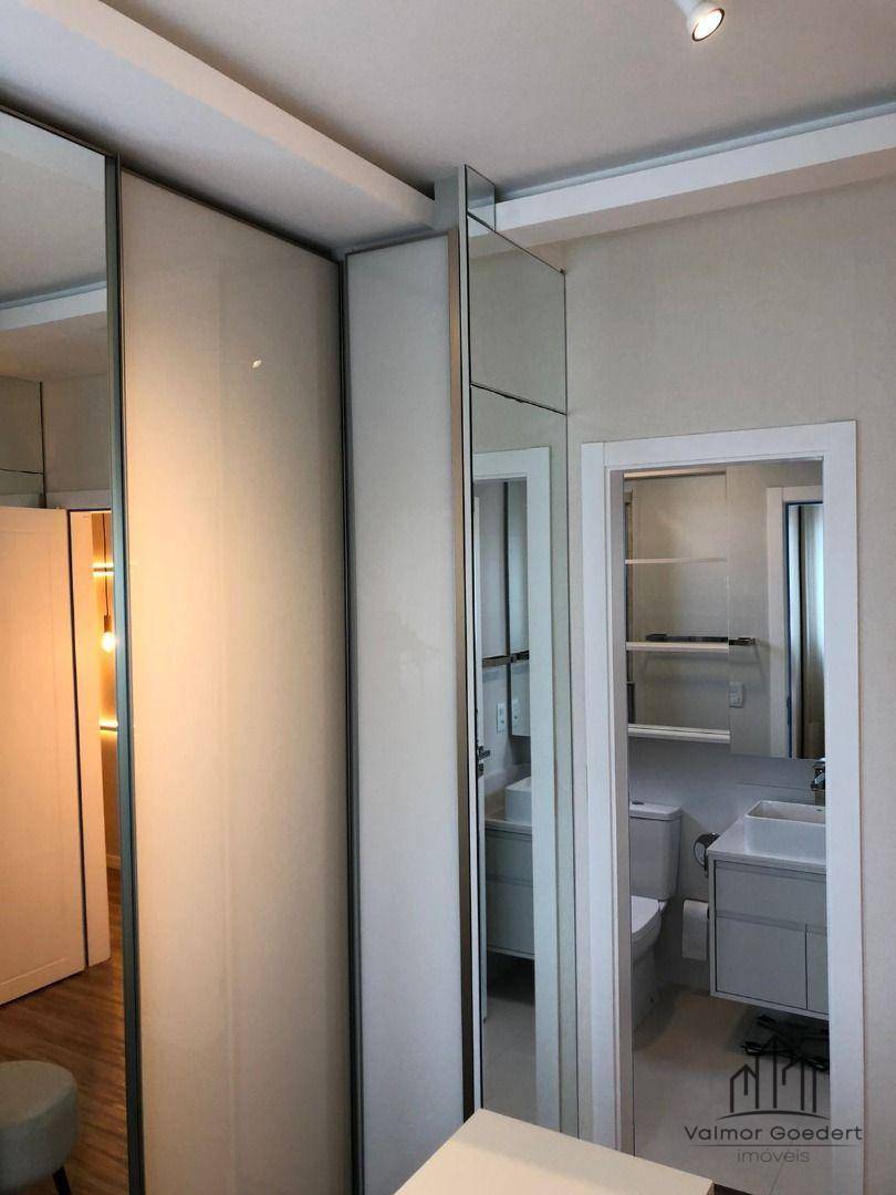 Apartamento à venda com 3 quartos, 150m² - Foto 20