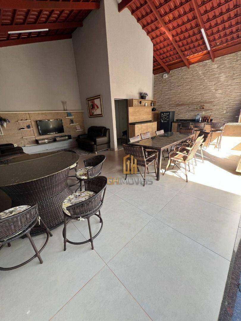 Casa à venda com 3 quartos, 240m² - Foto 24