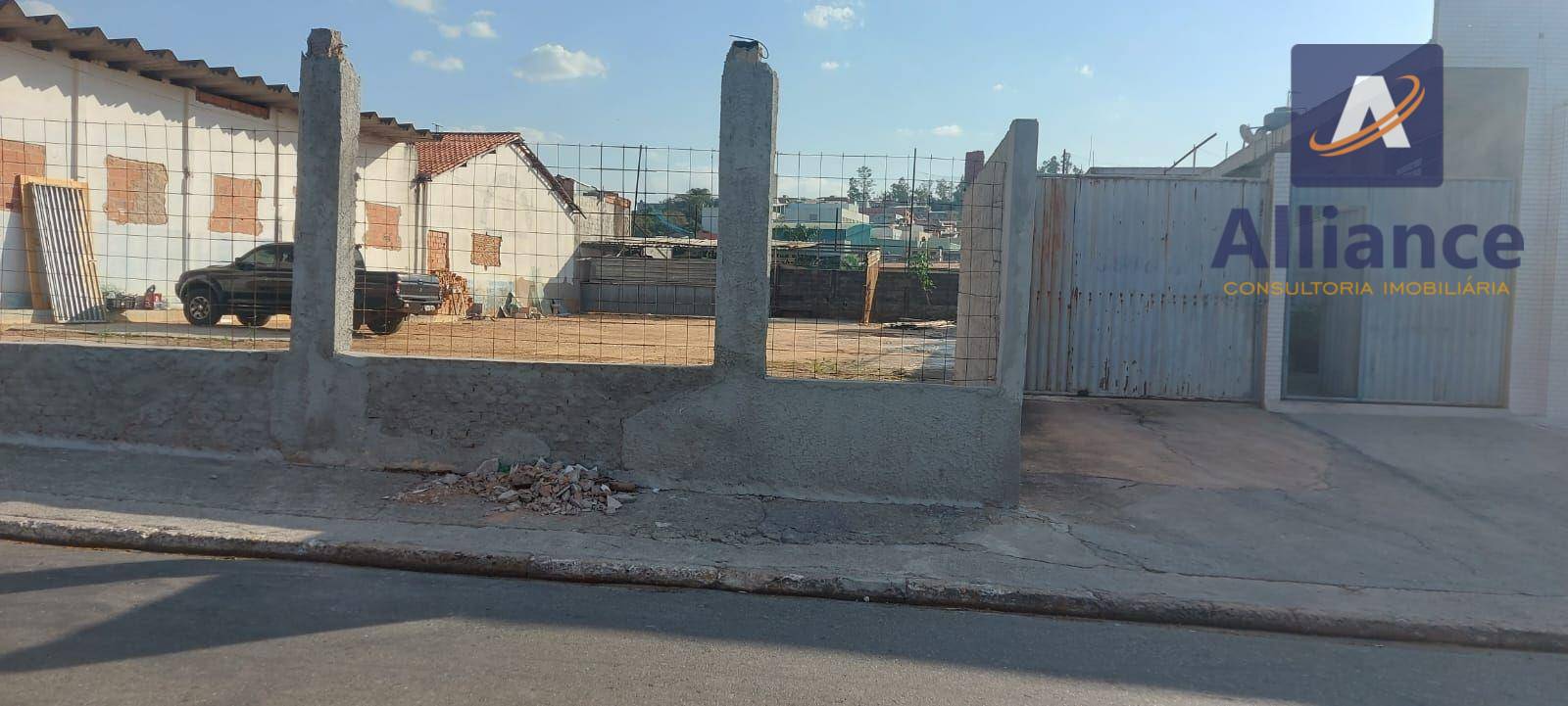 Terreno à venda, 1000M2 - Foto 2