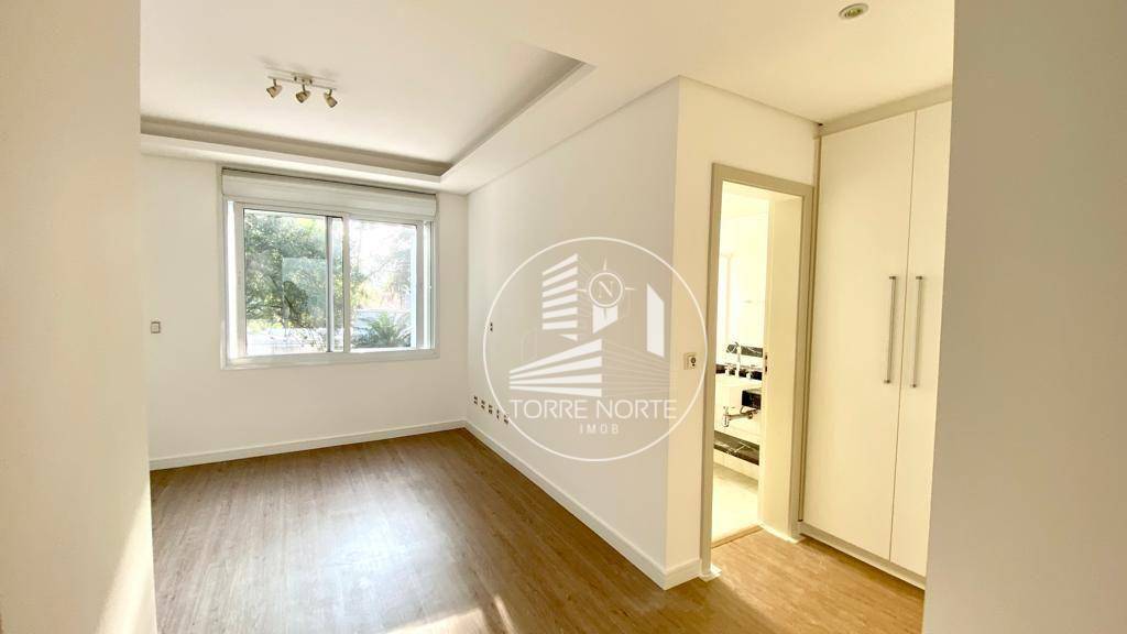 Sobrado à venda com 4 quartos, 640m² - Foto 22