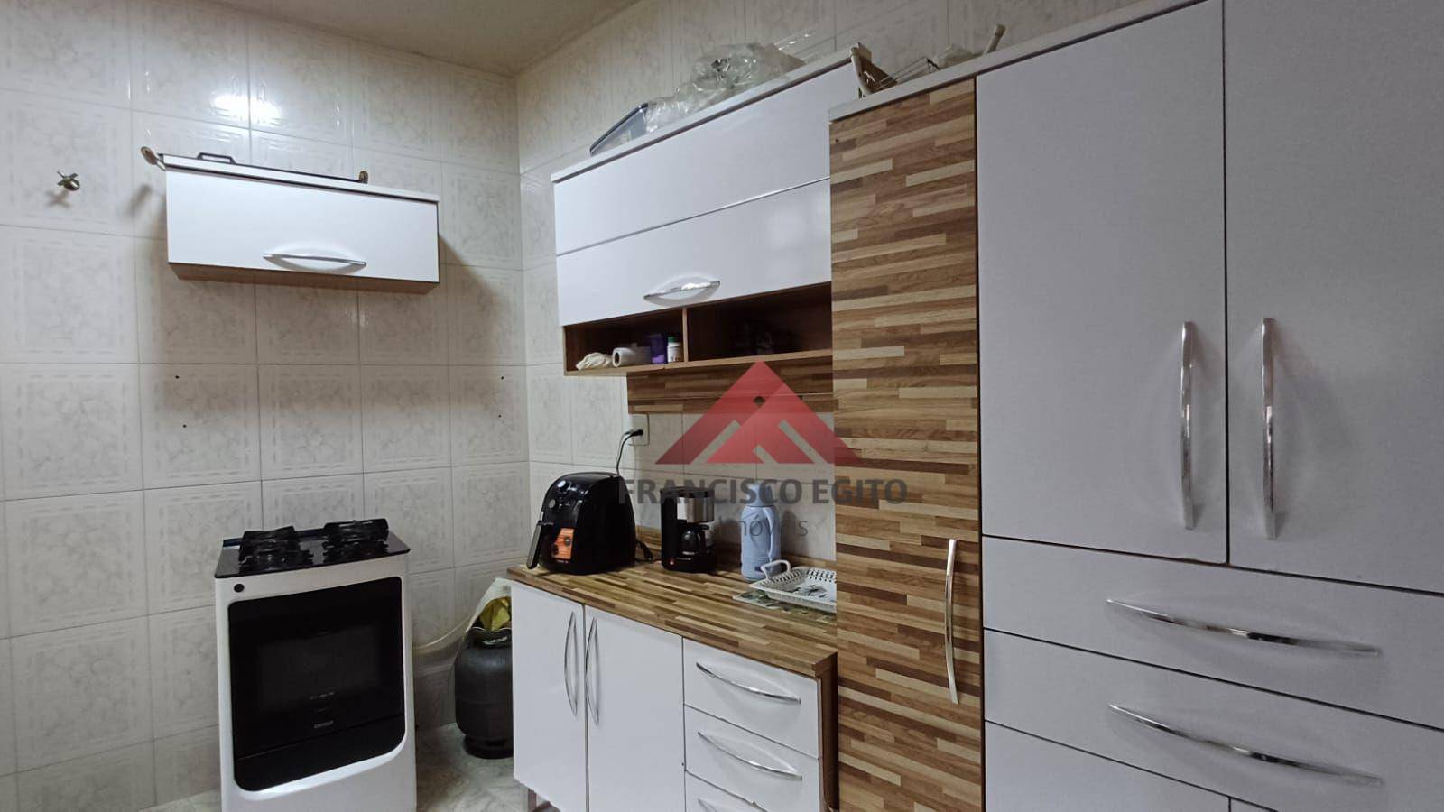 Casa à venda com 3 quartos, 120m² - Foto 4