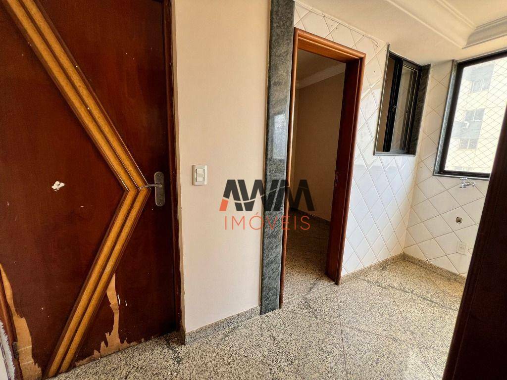 Apartamento à venda com 4 quartos, 262m² - Foto 22