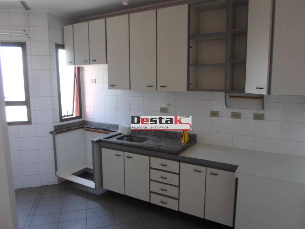 Apartamento à venda com 2 quartos, 64m² - Foto 6