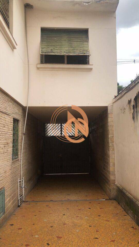 Sobrado à venda e aluguel com 4 quartos, 180m² - Foto 7