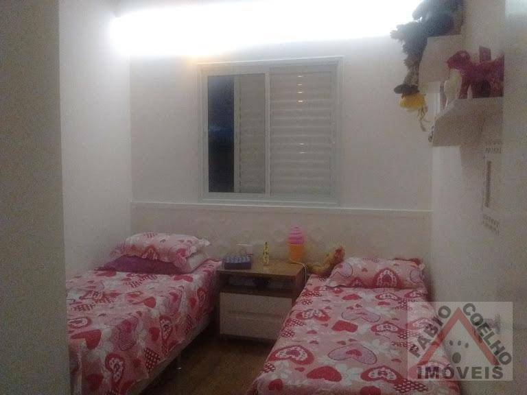 Apartamento à venda com 3 quartos, 74m² - Foto 19