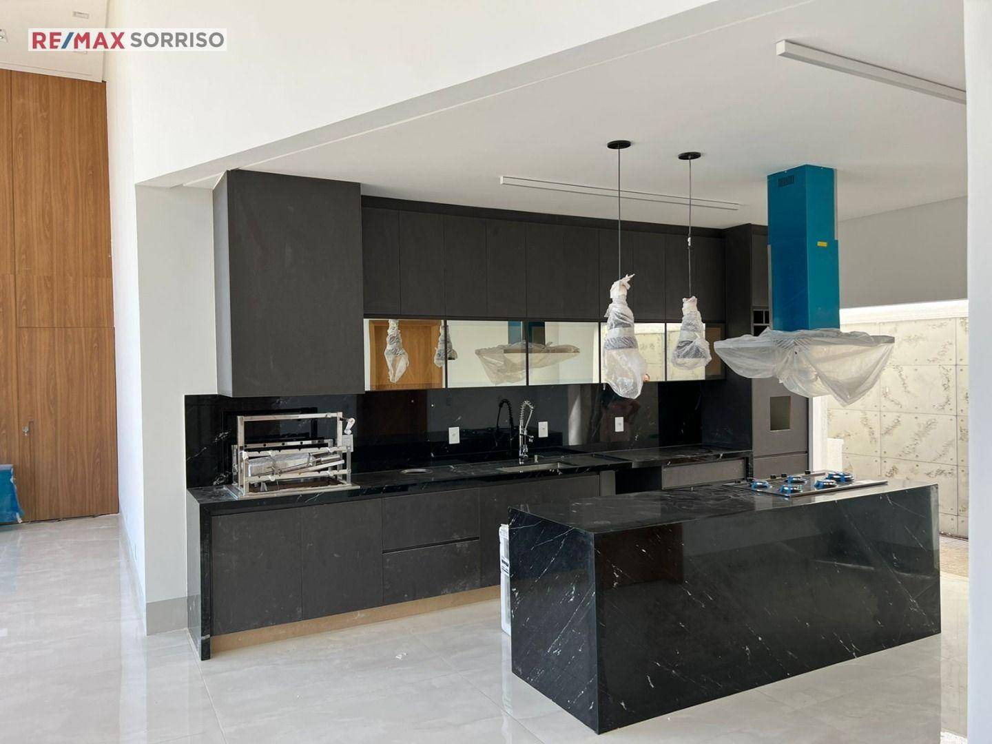 Casa de Condomínio à venda com 4 quartos, 263m² - Foto 7