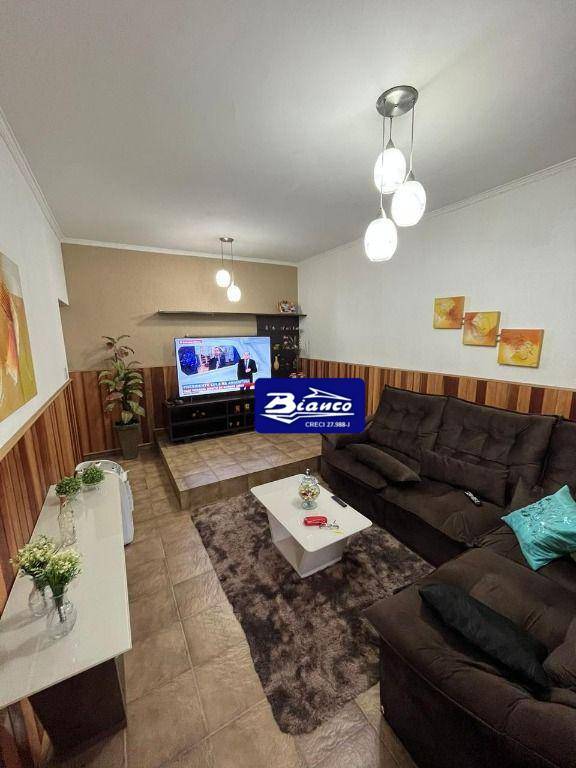 Casa, 3 quartos, 240 m² - Foto 3