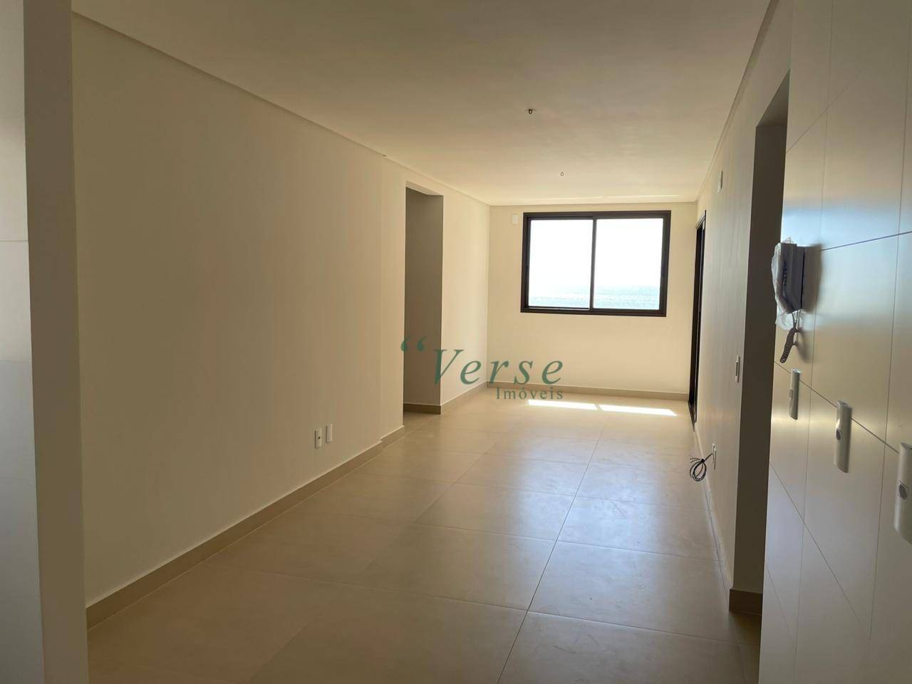 Apartamento à venda com 2 quartos, 72m² - Foto 10