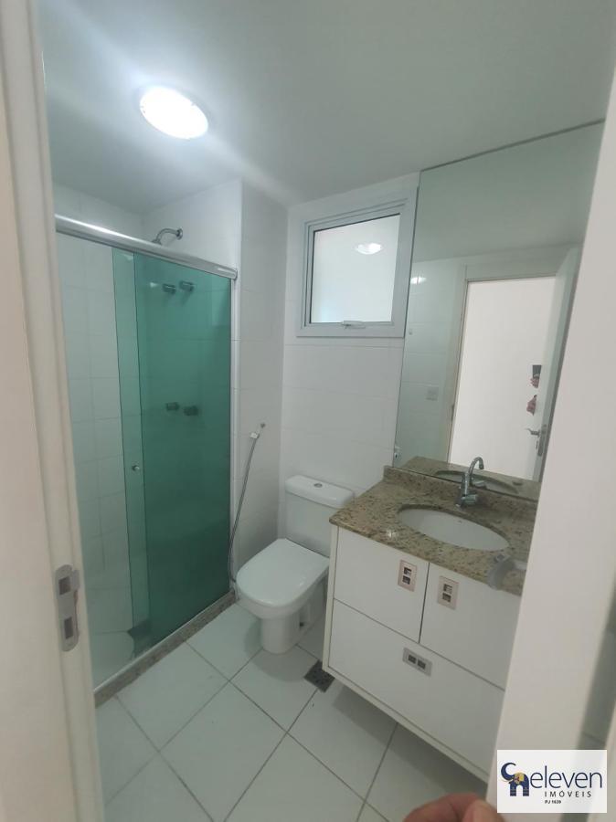 Apartamento à venda com 2 quartos, 75m² - Foto 10