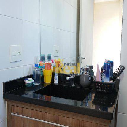 Apartamento à venda com 2 quartos, 62m² - Foto 10