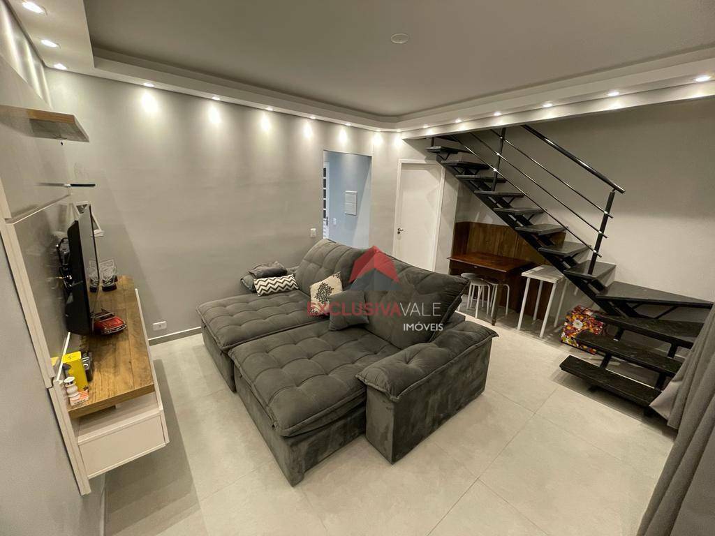 Casa à venda com 2 quartos, 70m² - Foto 2