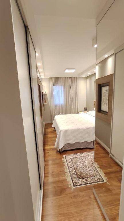 Apartamento à venda com 3 quartos, 131m² - Foto 12