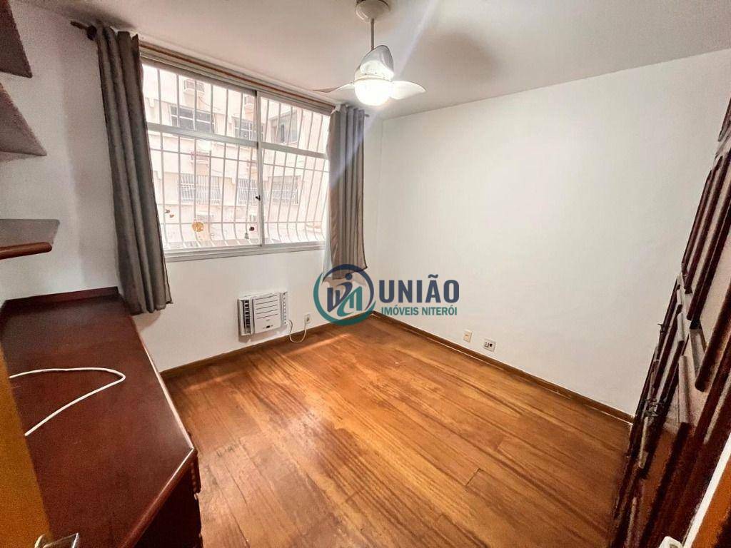 Apartamento à venda com 3 quartos, 115m² - Foto 23