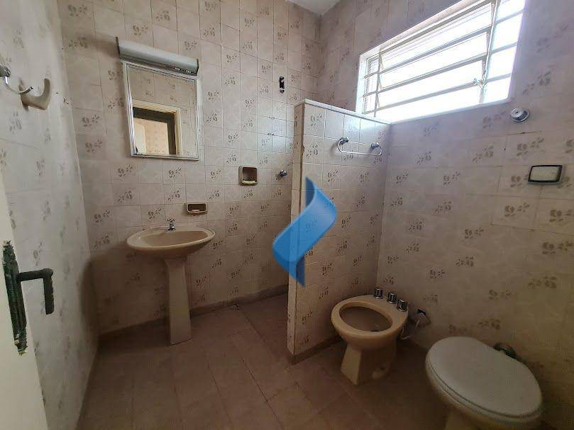 Casa à venda e aluguel com 3 quartos, 139m² - Foto 21