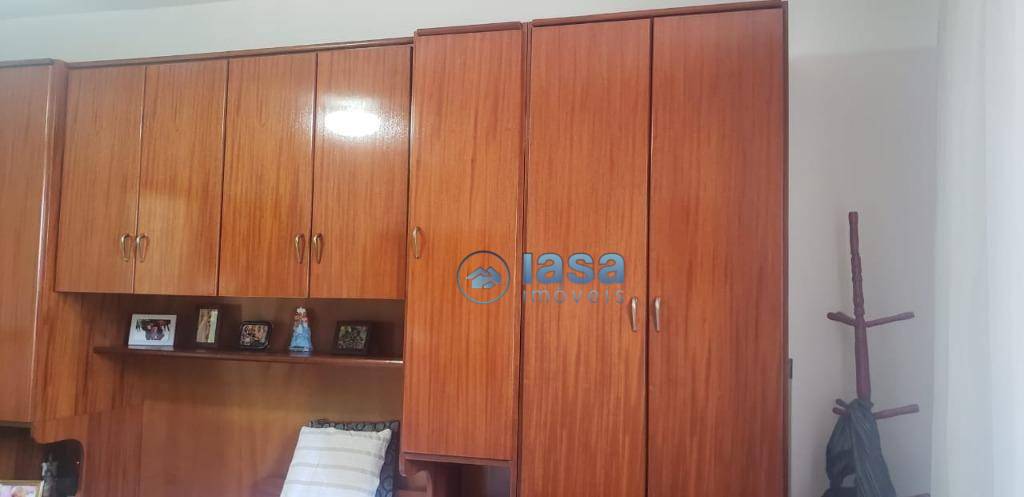 Sobrado à venda com 3 quartos, 218m² - Foto 38