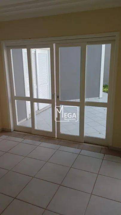 Casa à venda com 5 quartos, 400m² - Foto 2