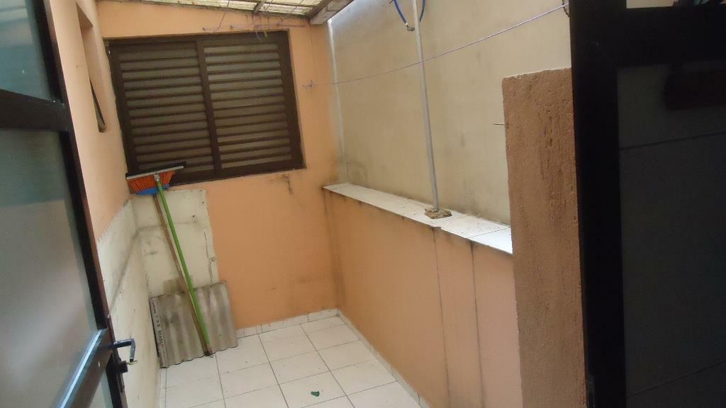 Apartamento para alugar com 2 quartos, 60m² - Foto 8