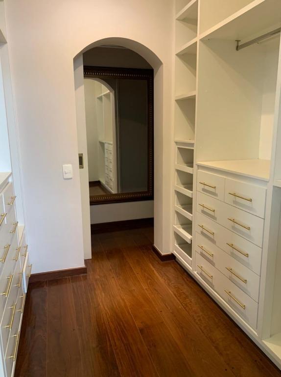 Apartamento para alugar com 4 quartos, 232m² - Foto 20