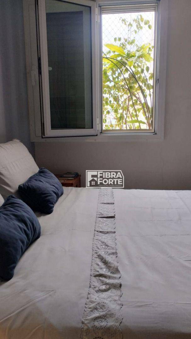 Apartamento para alugar com 3 quartos, 94m² - Foto 3