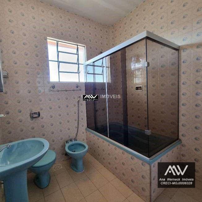 Casa à venda com 3 quartos, 180m² - Foto 28