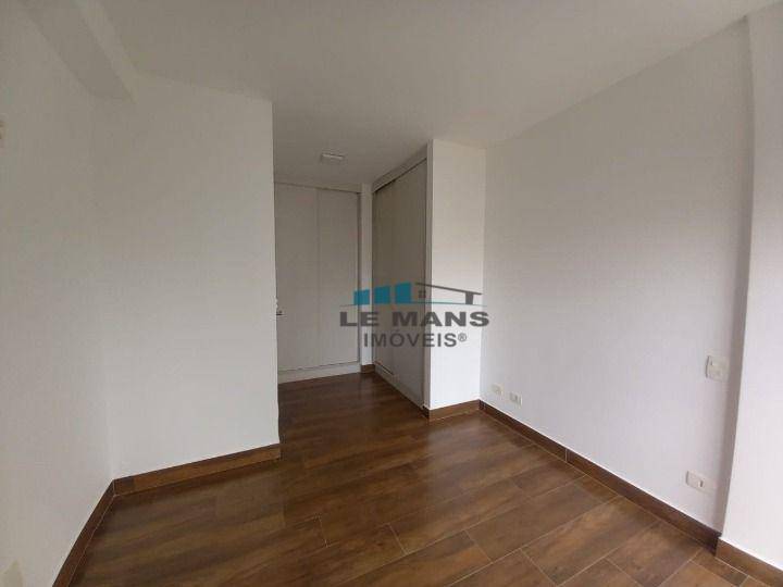 Apartamento à venda com 3 quartos, 79m² - Foto 16